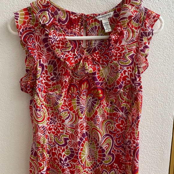 Banana Republic Tops - Multicolor banana republic blouse